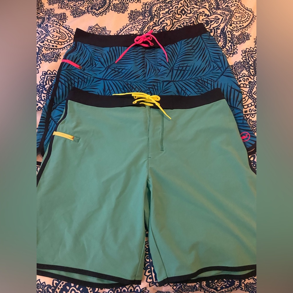 Two pairs vineyard vine’s performance board shorts - new